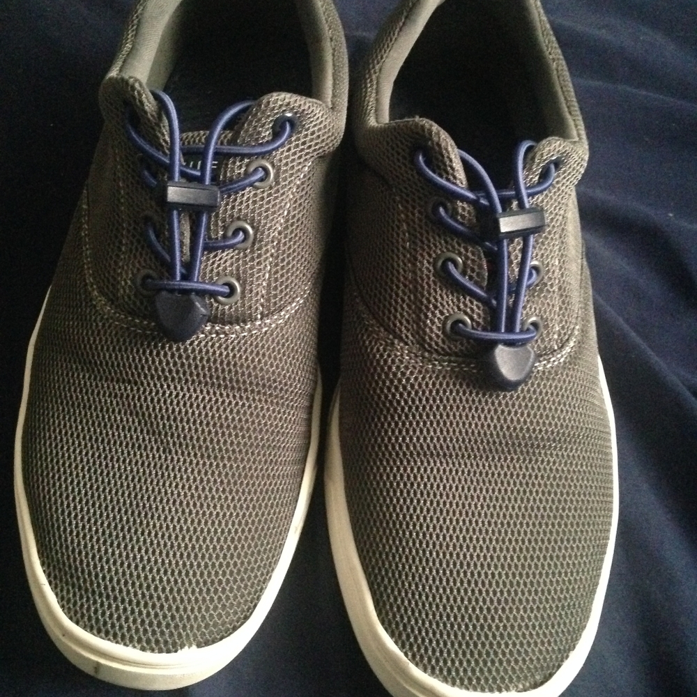 Tommy hilfigure ahoes